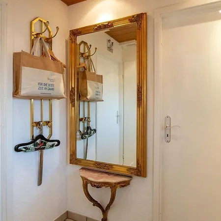 Am-hohen-ufer-reetdach-haus-happy-haus Feriehus *